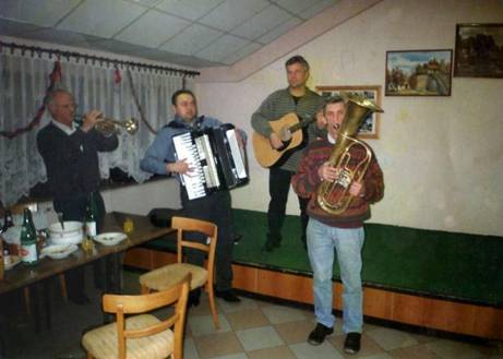 Tretinjak Ivan 16-�ansa bend.jpg