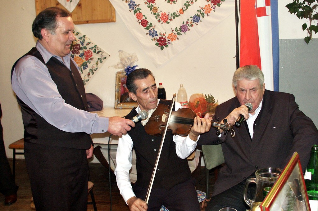 Dragan Vlajni�, Josip Krupski i Bla� Lenger, Podravske Sesvete 2002.